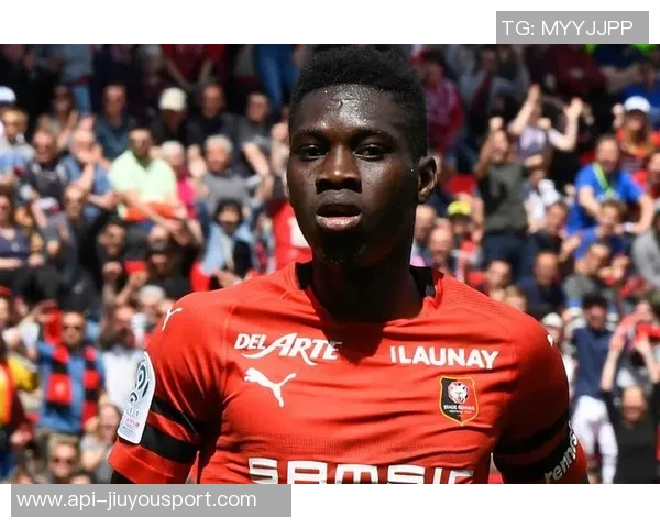 足球大师的激励特性如何塑造球队精神与球员表现的成功之道